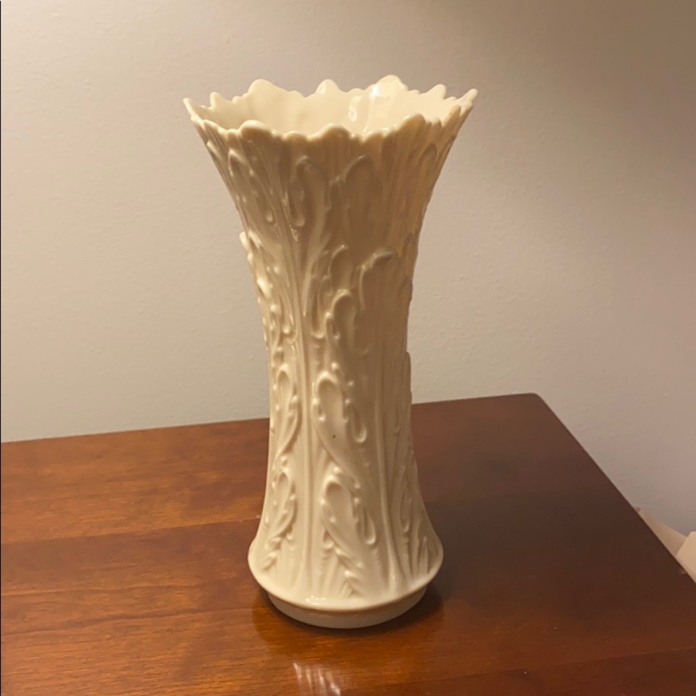 Lenox Flower Vase 8.5”